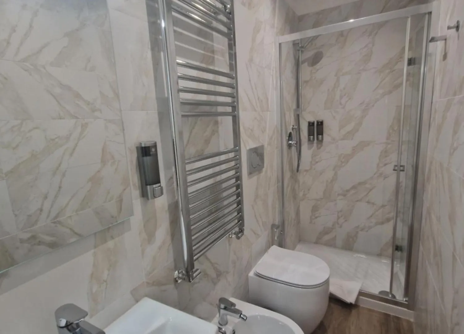 Cozy Luxury Room Turati Rome 0*,